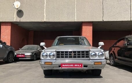 Toyota Crown, 1985 год, 370 000 рублей, 2 фотография