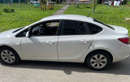 Opel Astra J, 2013 год, 799 000 рублей, 6 фотография