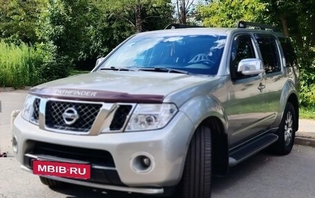 Nissan Pathfinder, 2011 год, 2 290 000 рублей, 5 фотография