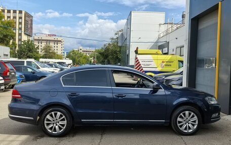 Volkswagen Passat B7, 2011 год, 880 000 рублей, 4 фотография