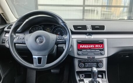 Volkswagen Passat B7, 2011 год, 880 000 рублей, 13 фотография