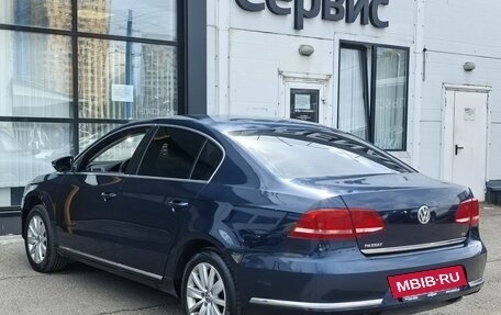 Volkswagen Passat B7, 2011 год, 880 000 рублей, 7 фотография