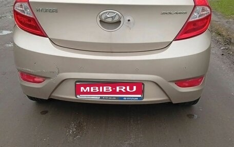 Hyundai Solaris II рестайлинг, 2011 год, 555 555 рублей, 5 фотография