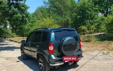 Chevrolet Niva I рестайлинг, 2010 год, 510 000 рублей, 3 фотография