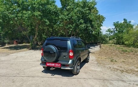 Chevrolet Niva I рестайлинг, 2010 год, 510 000 рублей, 4 фотография
