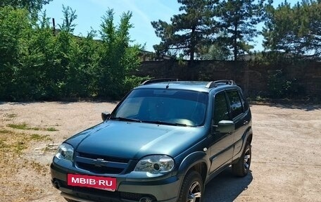 Chevrolet Niva I рестайлинг, 2010 год, 510 000 рублей, 2 фотография