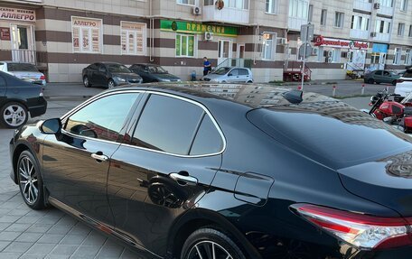 Toyota Camry, 2023 год, 3 200 000 рублей, 6 фотография