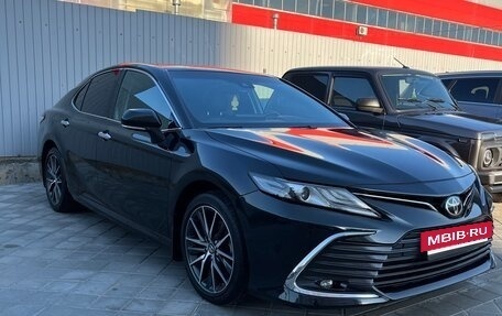 Toyota Camry, 2023 год, 3 200 000 рублей, 4 фотография