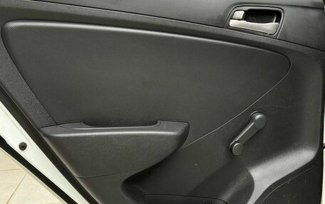 Hyundai Solaris II рестайлинг, 2015 год, 699 000 рублей, 25 фотография