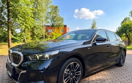 BMW 5 серия, 2024 год, 10 200 000 рублей, 4 фотография