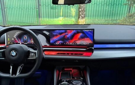 BMW 5 серия, 2024 год, 10 200 000 рублей, 10 фотография