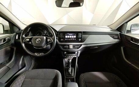 Skoda Rapid II, 2021 год, 1 680 000 рублей, 14 фотография