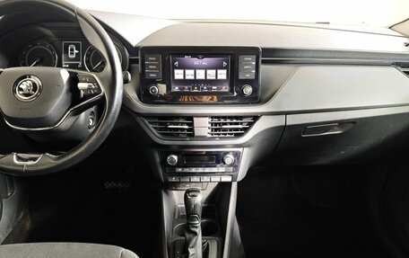Skoda Rapid II, 2021 год, 1 680 000 рублей, 15 фотография