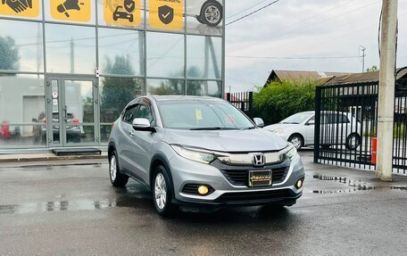 Honda Vezel, 2018 год, 1 799 000 рублей, 4 фотография