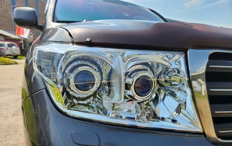 Toyota Land Cruiser 200, 2011 год, 2 850 000 рублей, 11 фотография