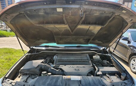 Toyota Land Cruiser 200, 2011 год, 2 850 000 рублей, 10 фотография