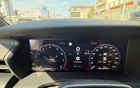 Toyota Camry, 2025 год, 3 800 000 рублей, 14 фотография