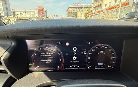 Toyota Camry, 2025 год, 3 800 000 рублей, 16 фотография