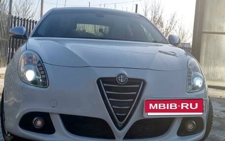 Alfa Romeo Giulietta, 2014 год, 1 250 000 рублей, 9 фотография