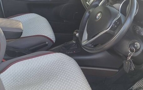 Alfa Romeo Giulietta, 2014 год, 1 250 000 рублей, 18 фотография