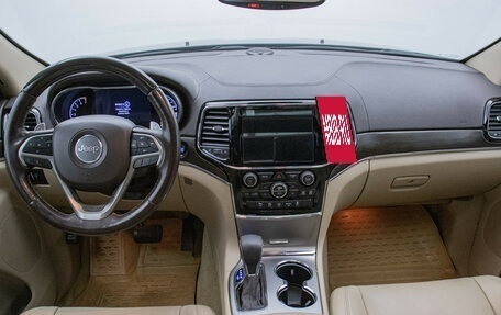 Jeep Grand Cherokee, 2019 год, 3 250 000 рублей, 13 фотография