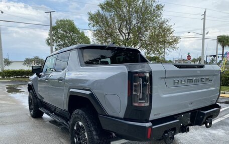 GMC Hummer EV, 2024 год, 17 000 000 рублей, 3 фотография