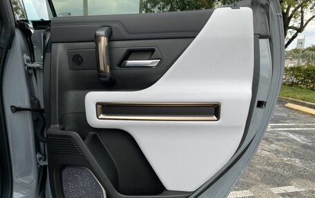 GMC Hummer EV, 2024 год, 17 000 000 рублей, 16 фотография