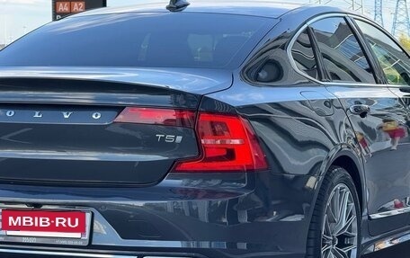 Volvo S90 II рестайлинг, 2017 год, 2 490 000 рублей, 11 фотография