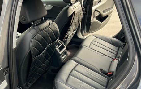 Audi A4, 2017 год, 2 270 000 рублей, 9 фотография