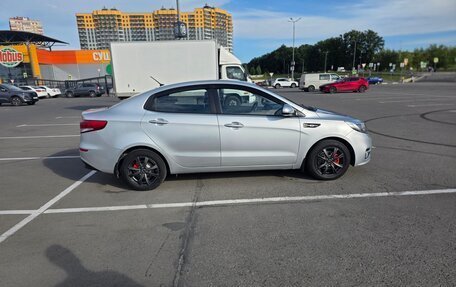 KIA Rio III рестайлинг, 2015 год, 835 000 рублей, 7 фотография