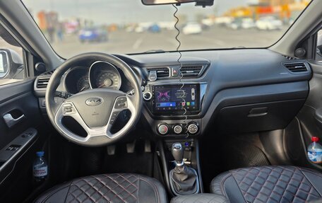 KIA Rio III рестайлинг, 2015 год, 835 000 рублей, 10 фотография