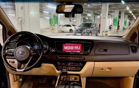 KIA Carnival III, 2018 год, 3 850 000 рублей, 12 фотография