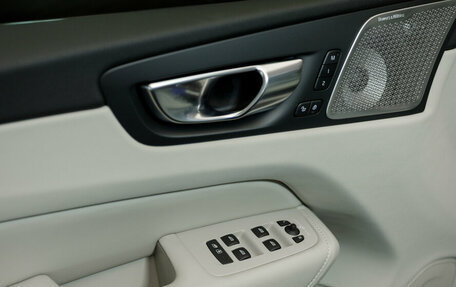 Volvo XC60 II, 2026 год, 8 600 000 рублей, 14 фотография