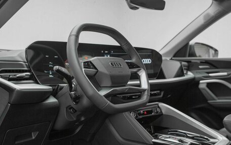 Audi Q5, 2025 год, 9 000 000 рублей, 13 фотография
