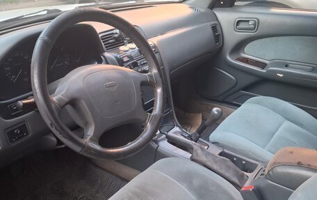 Nissan Maxima IV, 1998 год, 350 000 рублей, 5 фотография