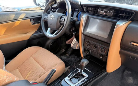 Toyota Fortuner II, 2026 год, 4 800 800 рублей, 7 фотография