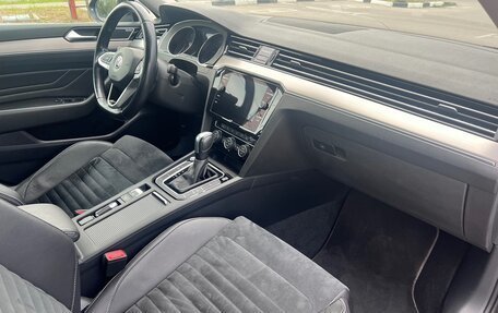 Volkswagen Passat B8 рестайлинг, 2020 год, 2 500 000 рублей, 14 фотография