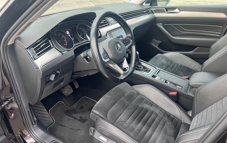 Volkswagen Passat B8 рестайлинг, 2020 год, 2 500 000 рублей, 16 фотография