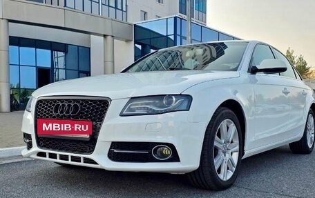 Audi A4, 2010 год, 999 000 рублей, 3 фотография