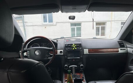 Volkswagen Touareg III, 2006 год, 1 100 000 рублей, 3 фотография
