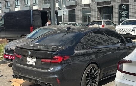 BMW 5 серия, 2019 год, 3 100 000 рублей, 1 фотография
