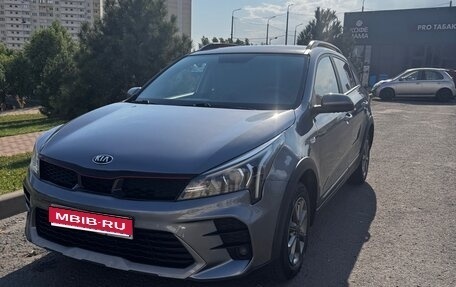 KIA Rio IV, 2021 год, 1 800 000 рублей, 1 фотография