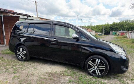 Toyota ISis I, 2012 год, 1 570 000 рублей, 1 фотография