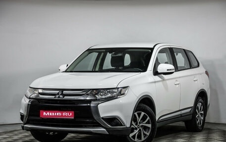 Mitsubishi Outlander III рестайлинг 3, 2017 год, 1 799 000 рублей, 1 фотография