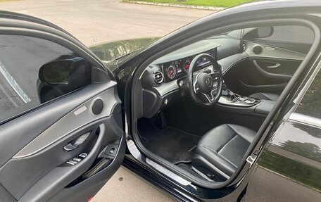 Mercedes-Benz E-Класс, 2019 год, 3 750 000 рублей, 12 фотография