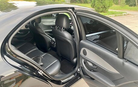 Mercedes-Benz E-Класс, 2019 год, 3 750 000 рублей, 17 фотография