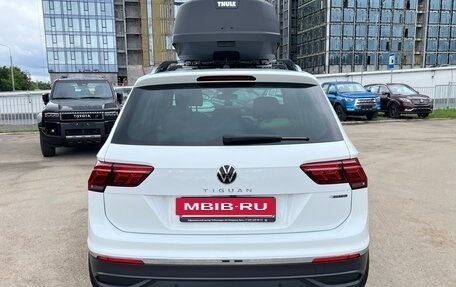 Volkswagen Tiguan II, 2021 год, 3 200 000 рублей, 6 фотография