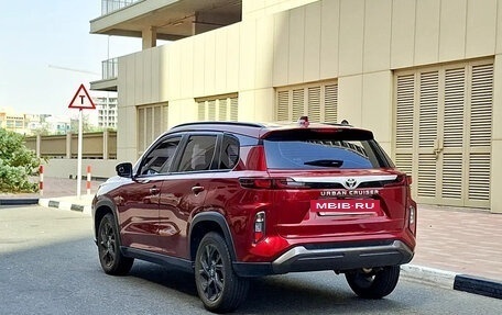 Toyota Urban Cruiser, 2026 год, 2 450 800 рублей, 5 фотография