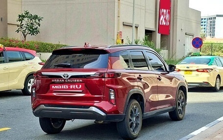 Toyota Urban Cruiser, 2026 год, 2 450 800 рублей, 7 фотография