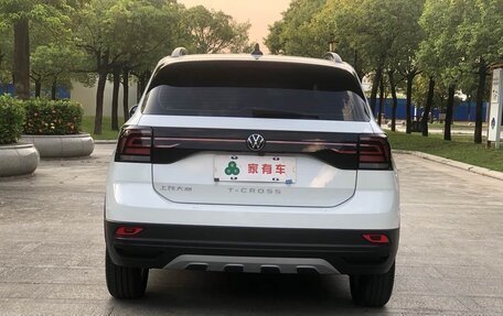 Volkswagen T-Cross I, 2023 год, 1 389 000 рублей, 6 фотография